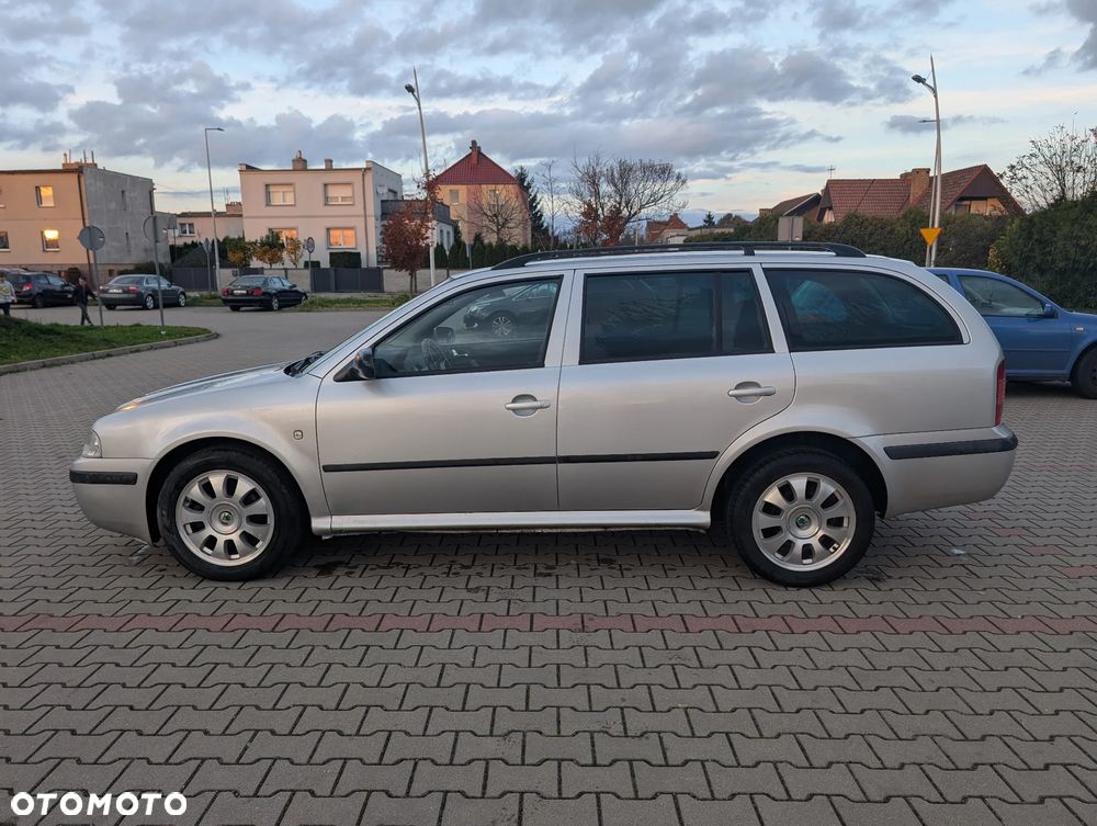 Skoda Octavia 2.0 Combi Ambiente - 7