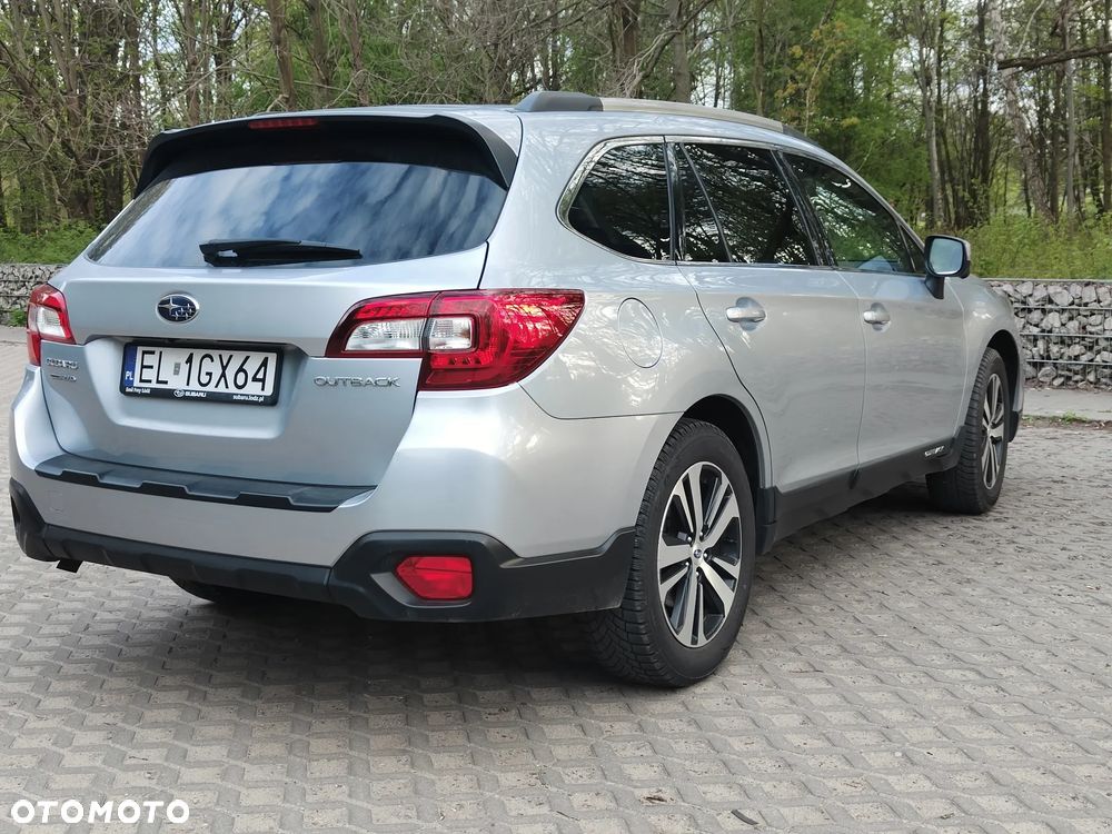 Subaru Outback 2.5i Exclusive - 6