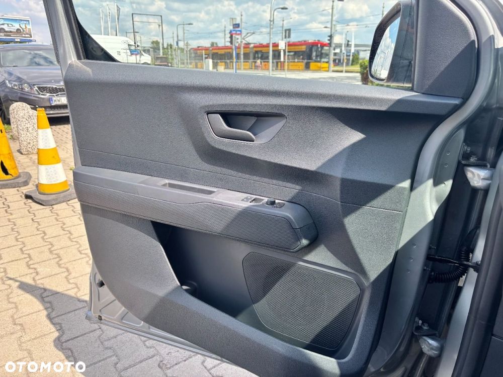 Ford Transit Courier - 21
