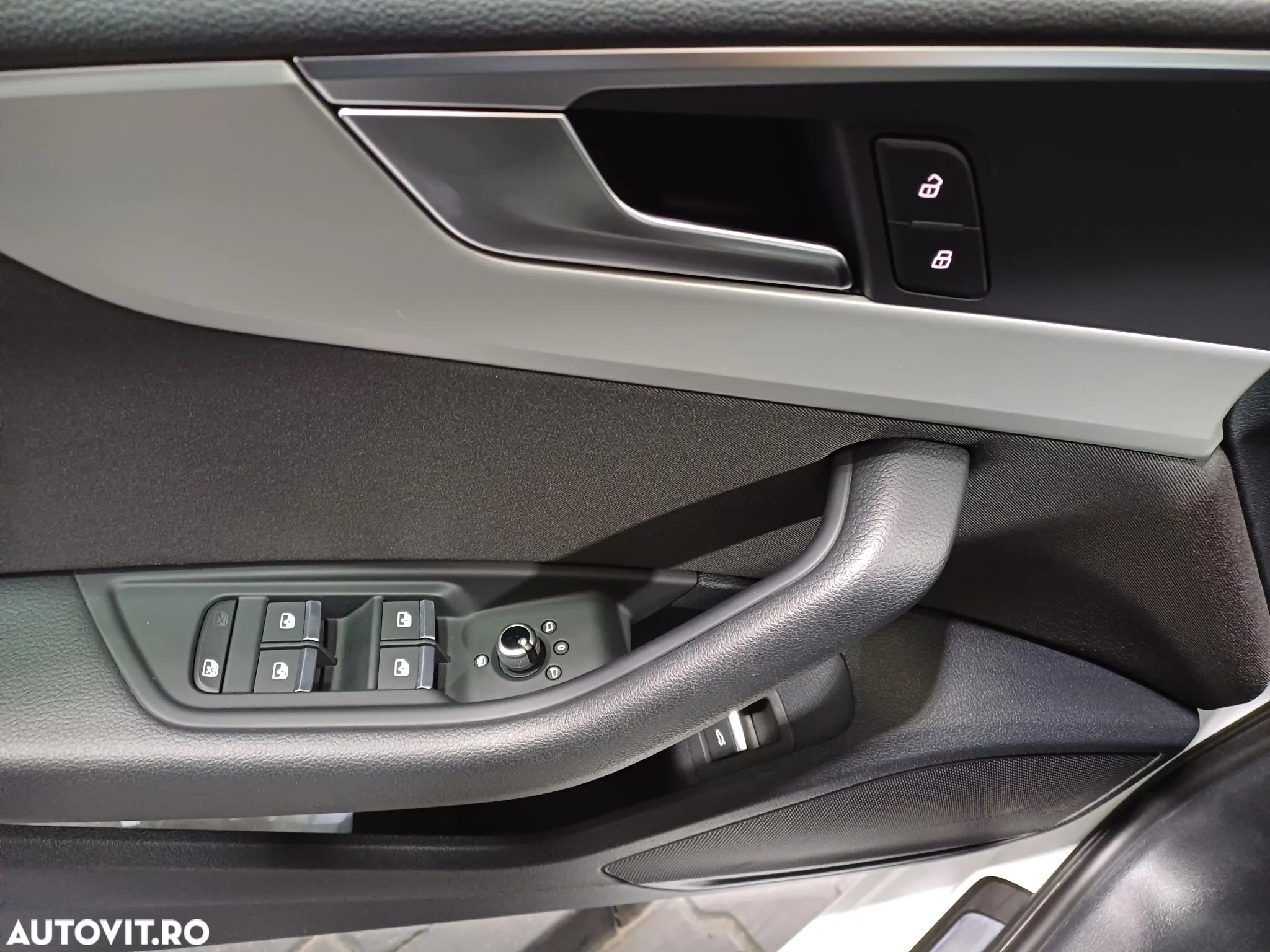 Audi A4 35 TFSI S tronic MHEV Advanced - 8