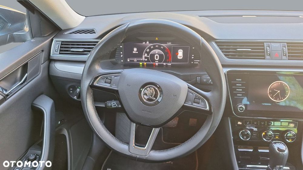 Skoda Superb 2.0 TDI SCR Style DSG - 13