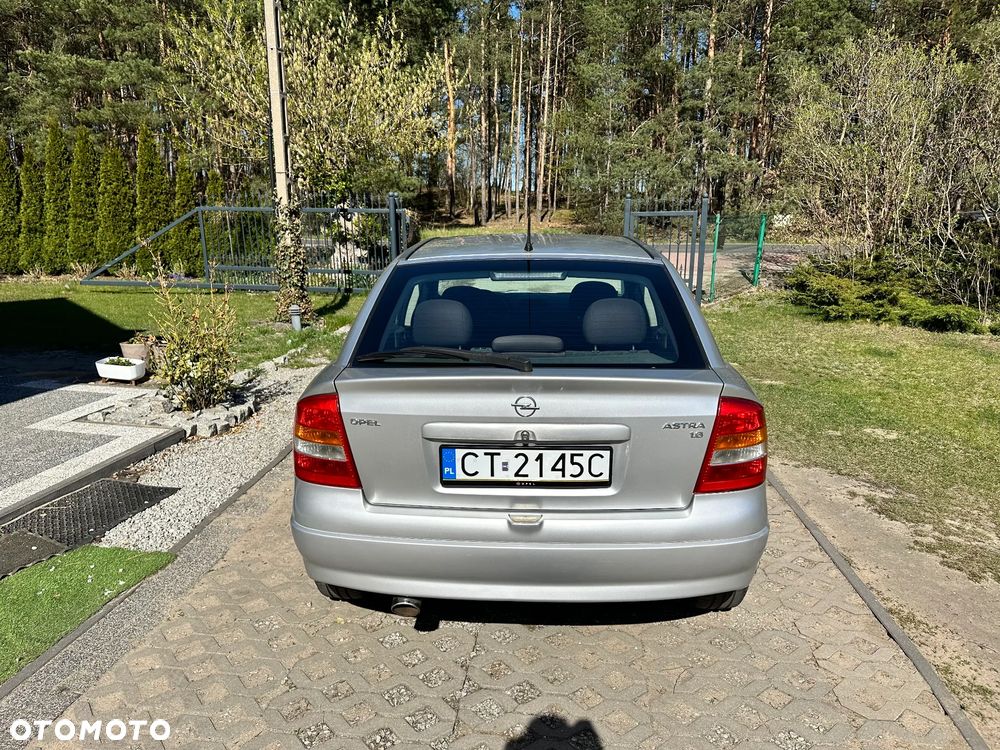 Opel Astra 1.6 - 3