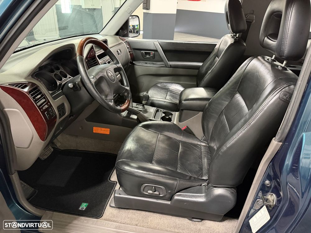 Mitsubishi Pajero 3.2 DI-D GLS ABS+CA - 14