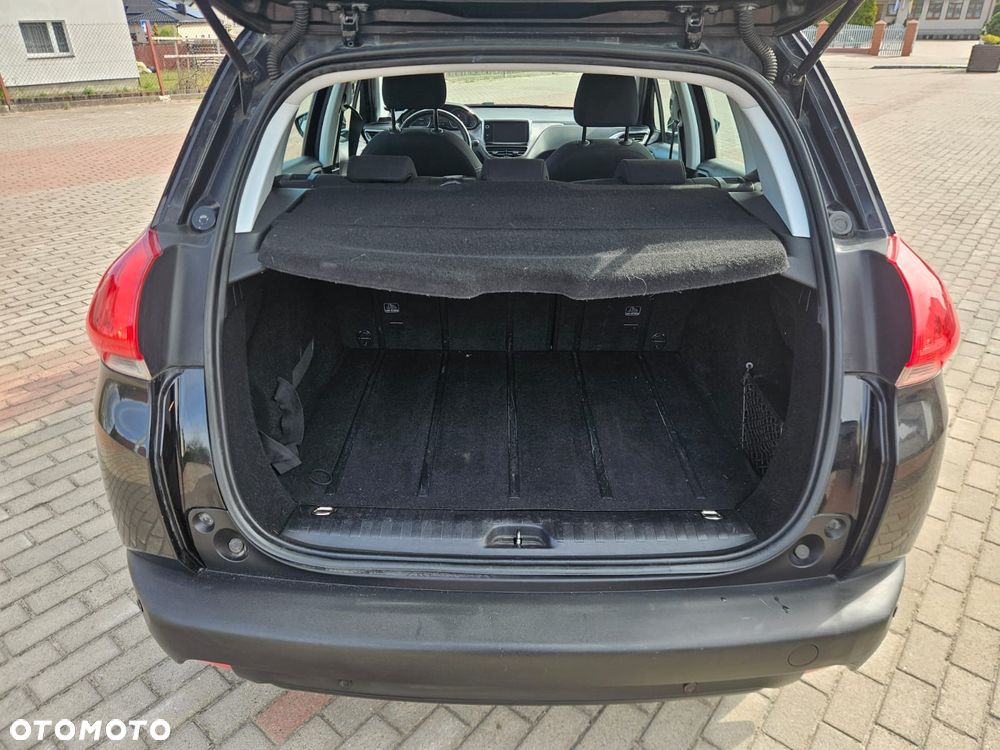 Peugeot 2008 - 10
