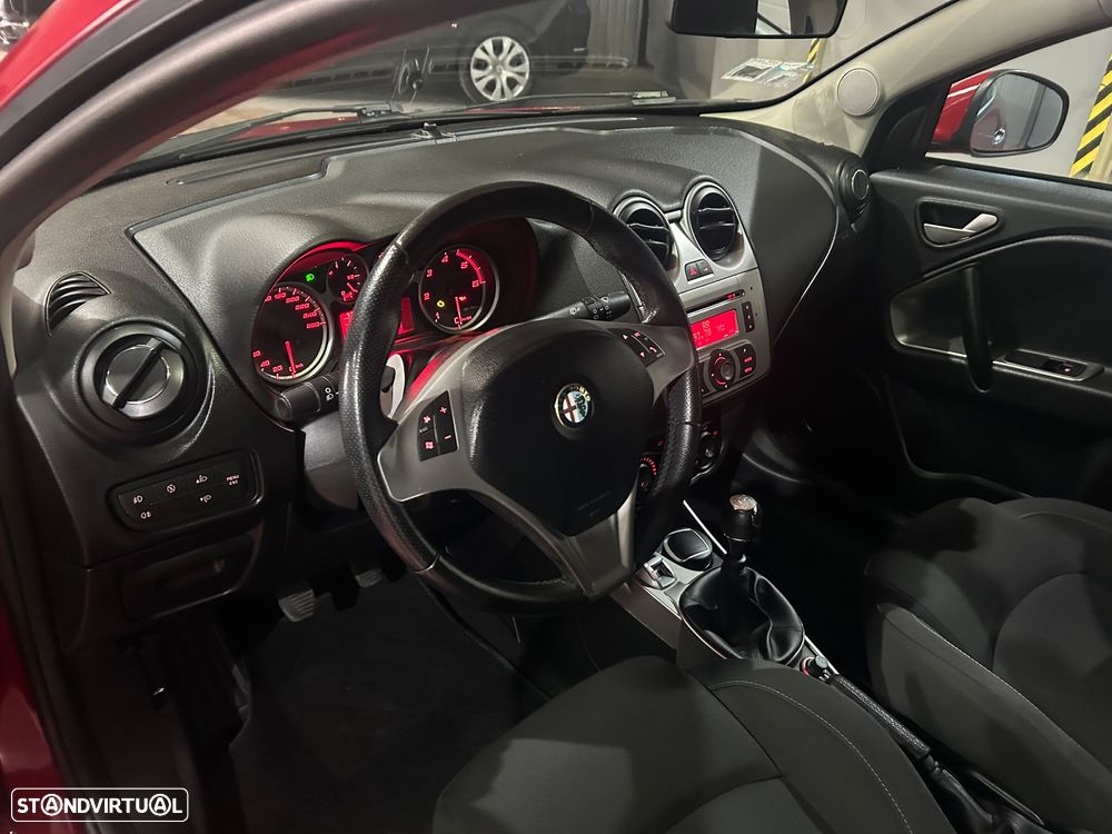Alfa Romeo MiTo 1.3 JTDM Distinctive - 8