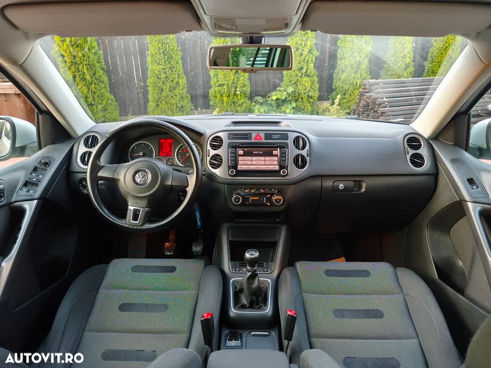 Volkswagen Tiguan 2.0 TDI DPF 4Motion BlueMotion Technology Sport & Style - 16