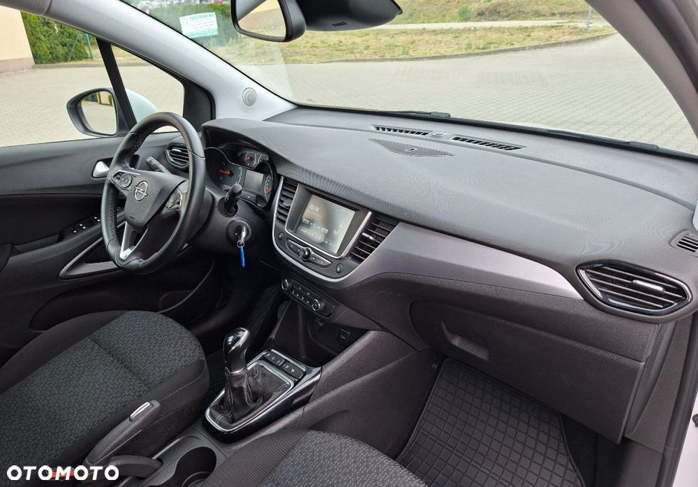 Opel Crossland X - 15