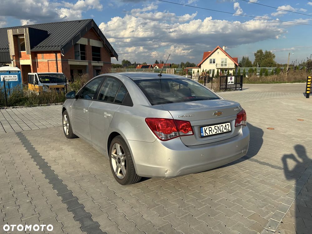 Chevrolet Cruze 1.7 LT - 3