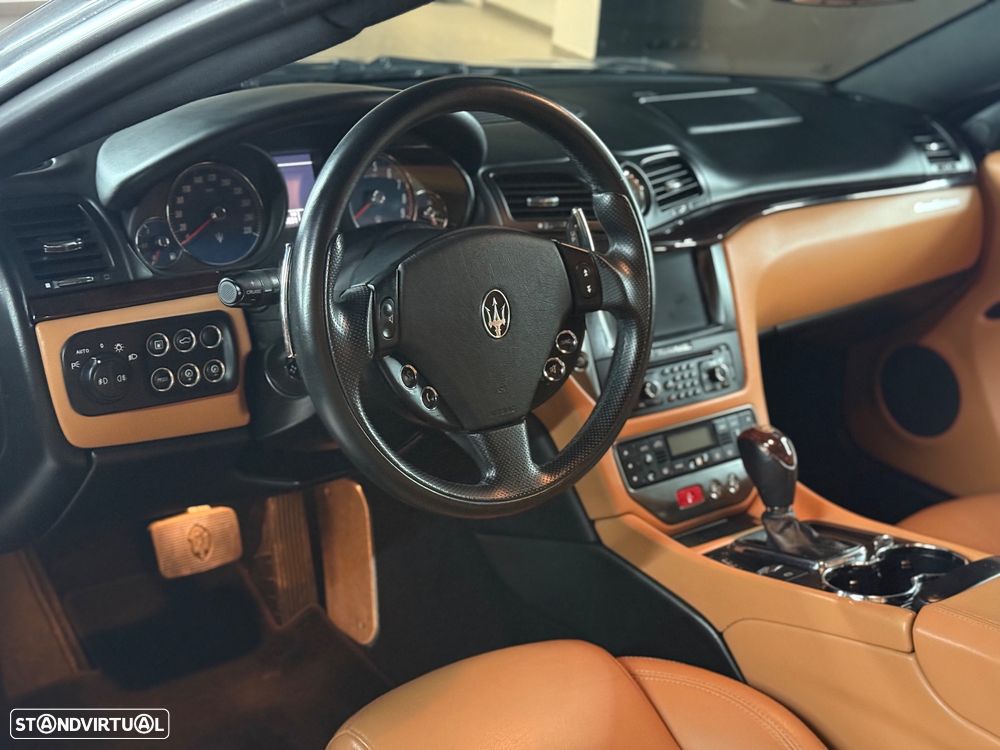Maserati Granturismo - 24