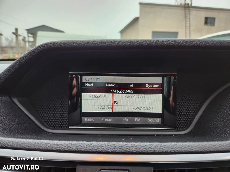 Navigatie originala Mercedes E-Class W212 - 1