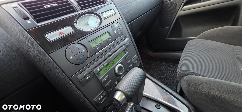 Ford Mondeo 2.0 Ghia Executive - 25