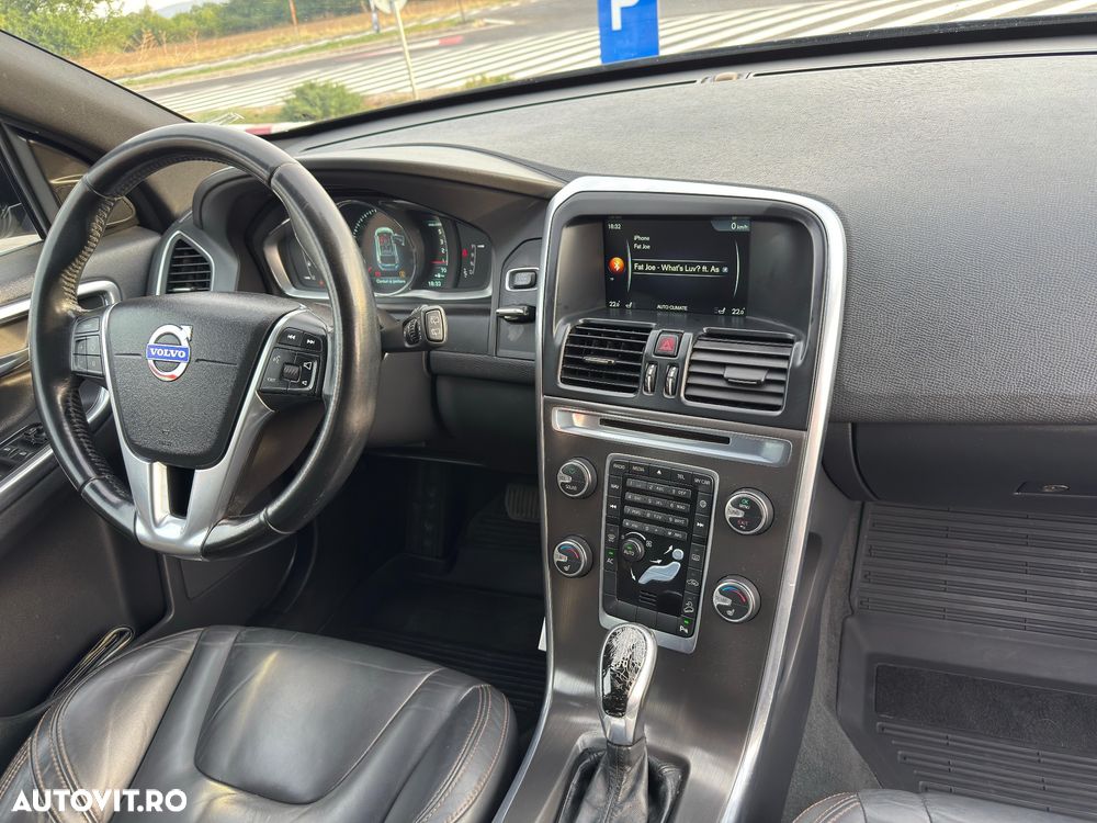 Volvo XC 60 D5 AWD Aut. Summum - 15