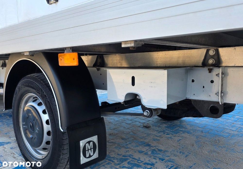 Renault Master - 32