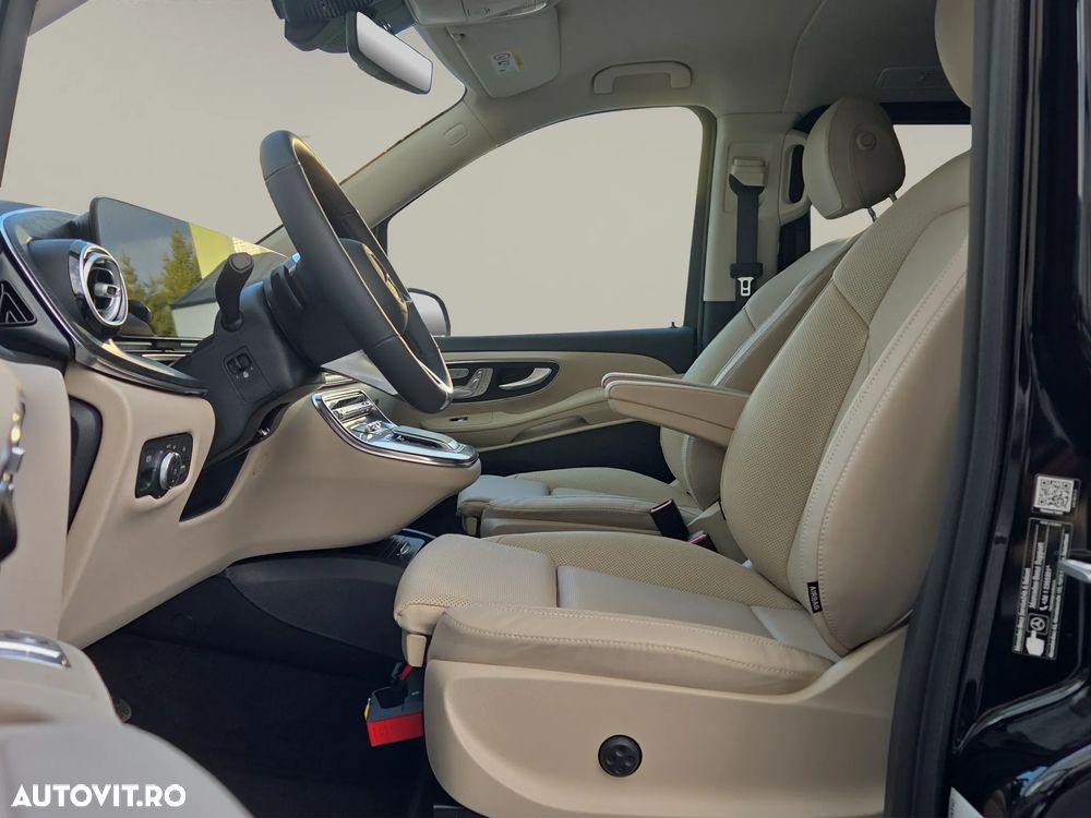 Mercedes-Benz V 300 d Extralang 4Matic 9G-TRONIC Exclusive - 9
