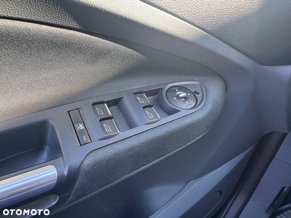 Ford C-MAX 1.6 TDCi Titanium - 28