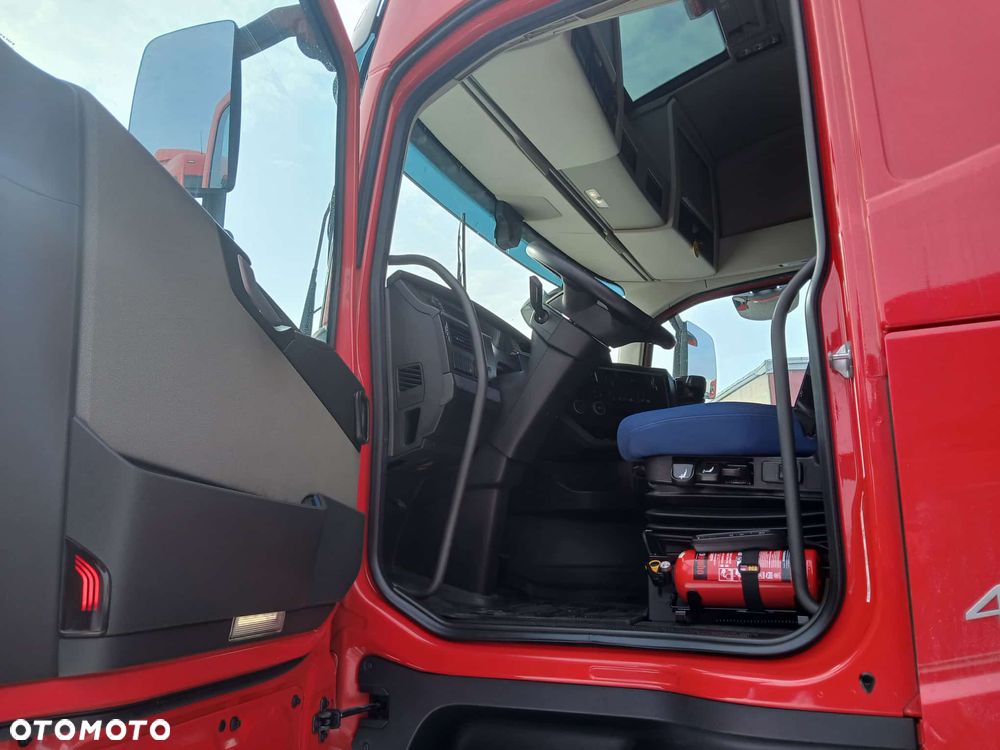 Volvo FH460 - 7