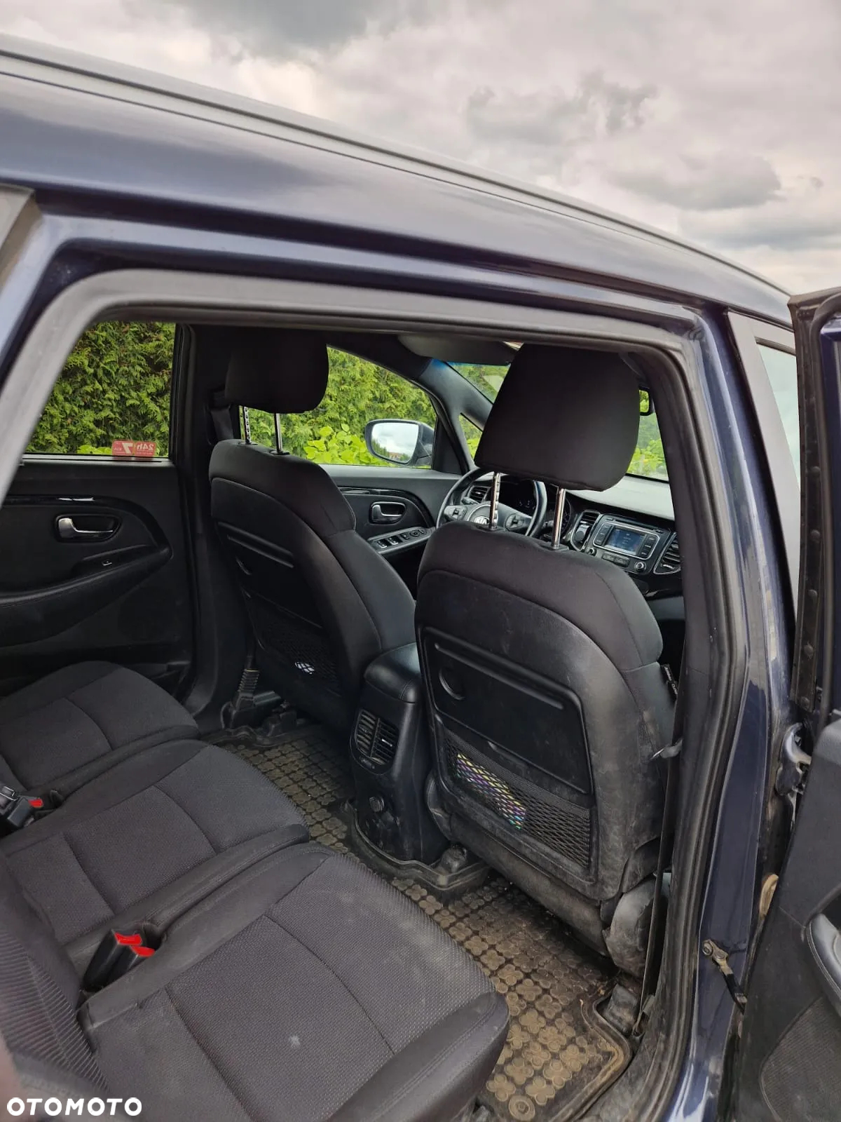 Kia Carens 1.7 CRDi M - 10