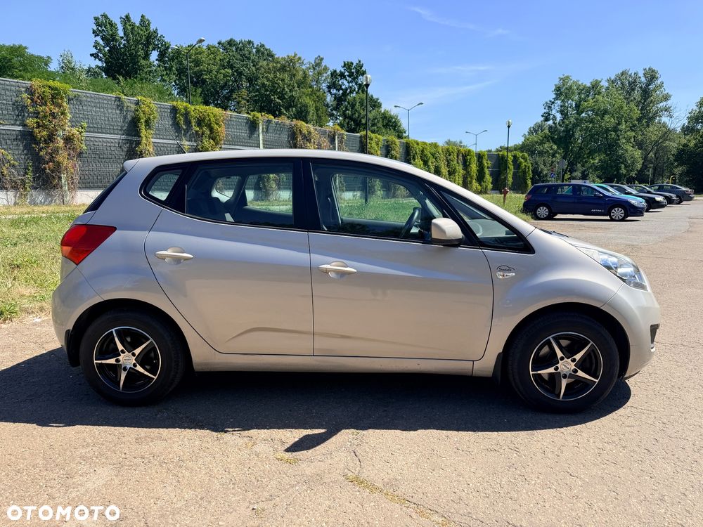 Kia Venga 1.4 L - 4