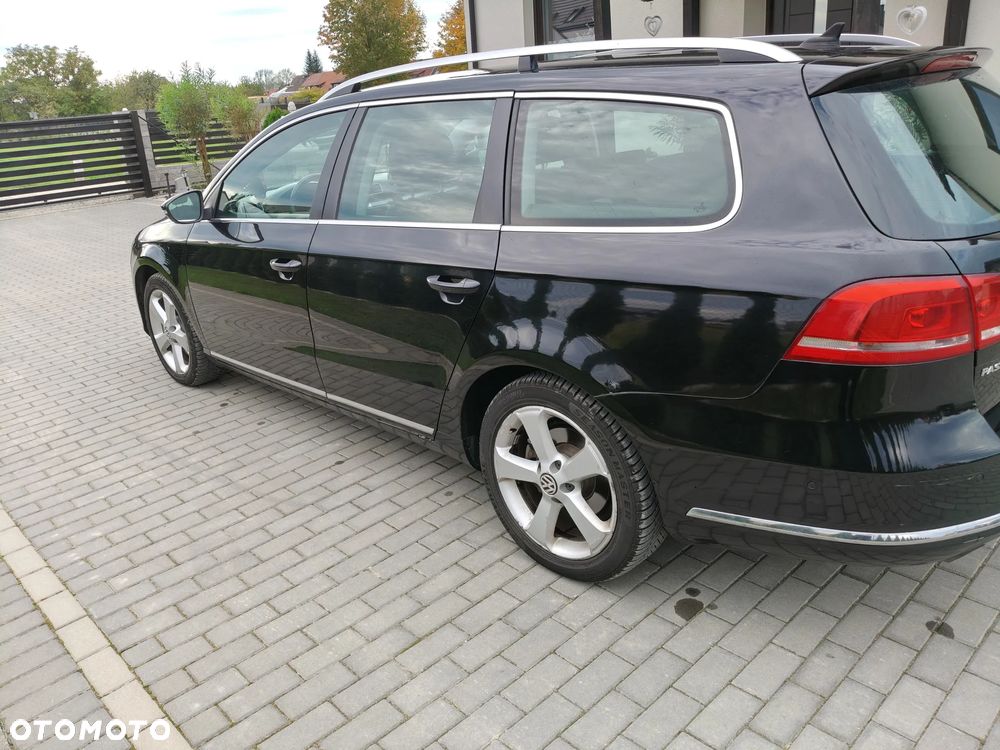 Volkswagen Passat 2011 photo 4
