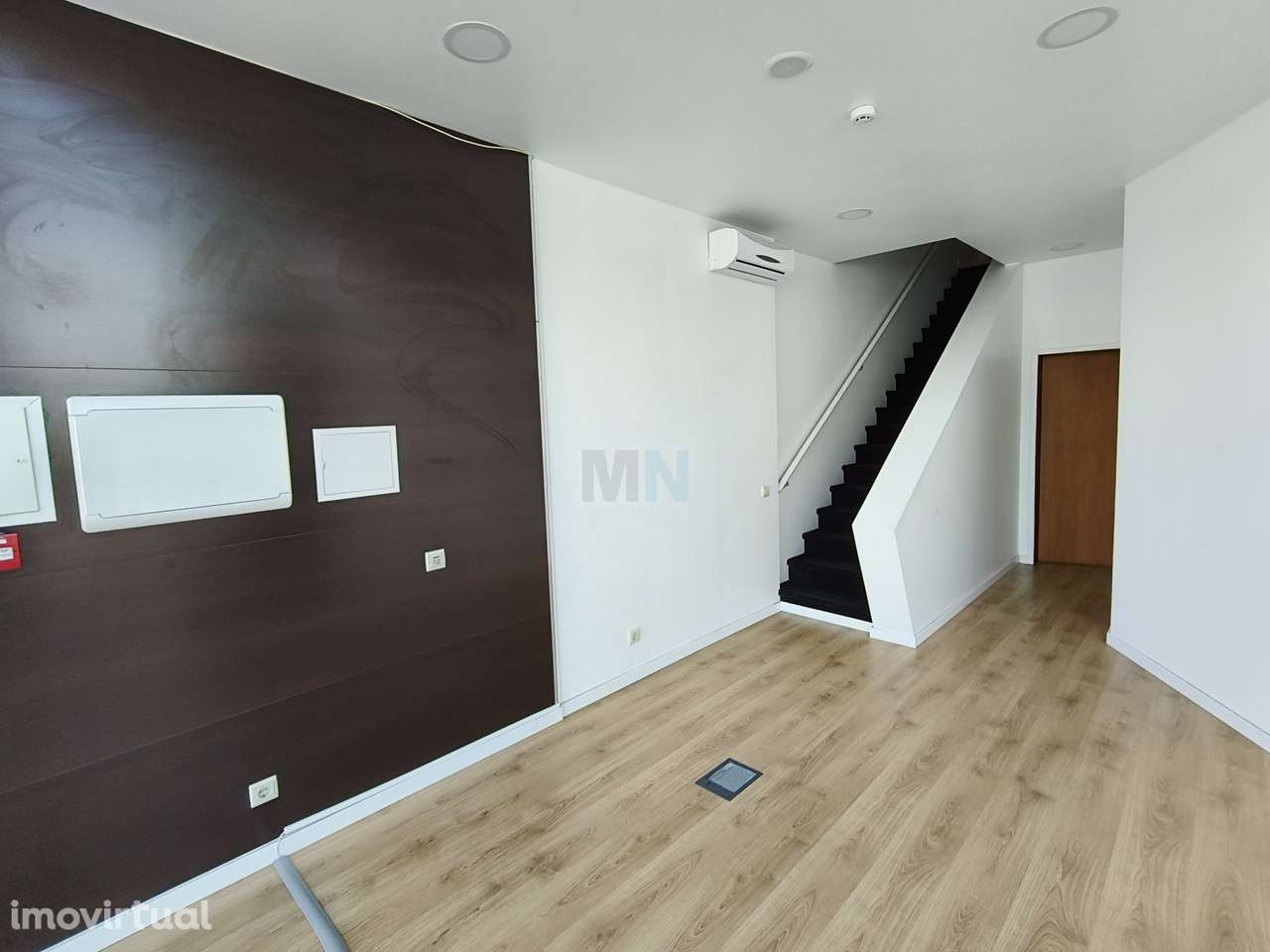 Loja com 2 Pisos em S. Martinho do Bispo – Junto  ISCAC e Agrária - Grande imagem: 3/23