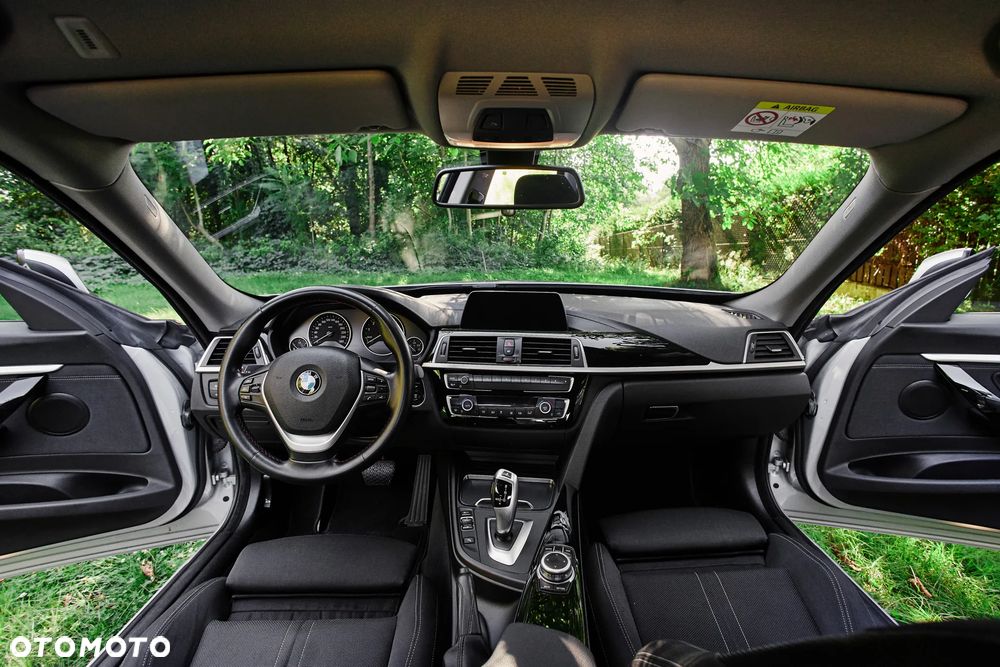 BMW 3GT 320i GPF Sport Line - 17