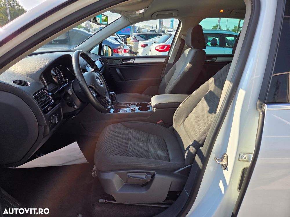 Volkswagen Touareg 3.0 V6 TDI BMT - 13