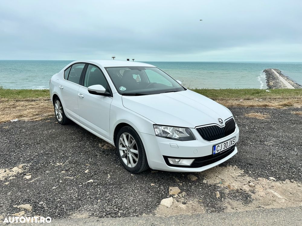 Skoda Octavia 1.4 TSI ELEGANCE - 3