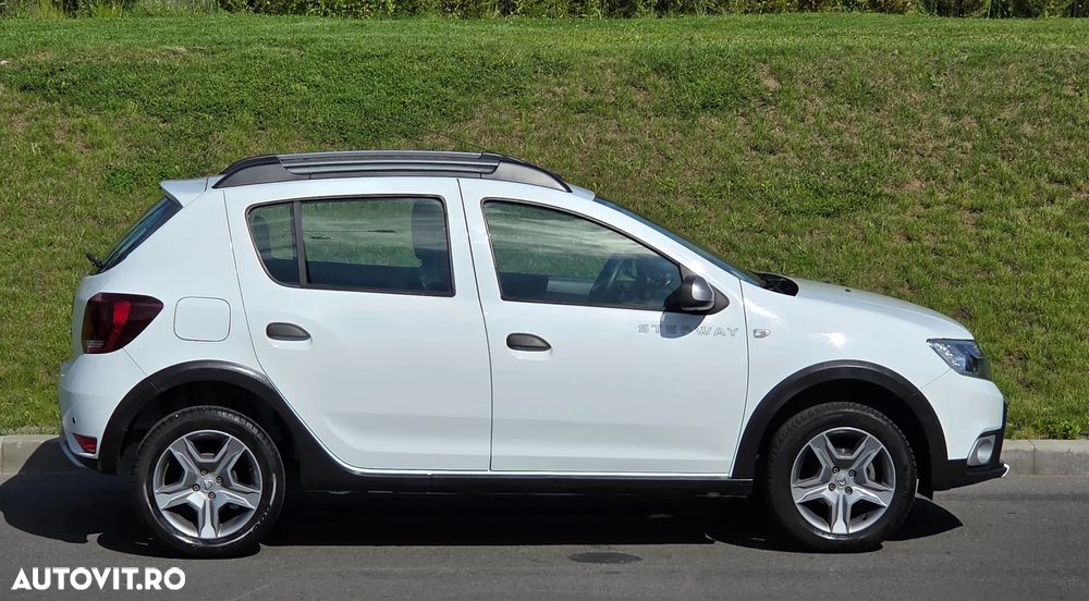Dacia Sandero Stepway Blue dCi 95 Prestige - 9