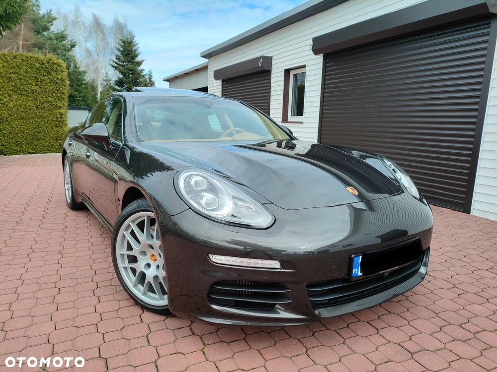 Porsche Panamera 4S - 2