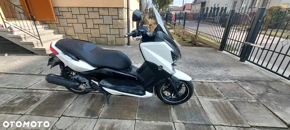 Yamaha X-max - 3