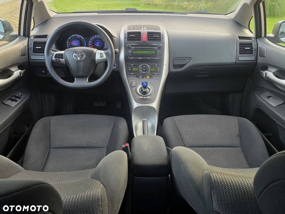 Toyota Auris 1.8 HSD Sol - 16
