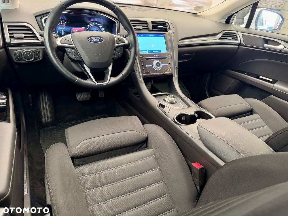 Ford Mondeo 2.0 EcoBlue Titanium - 20