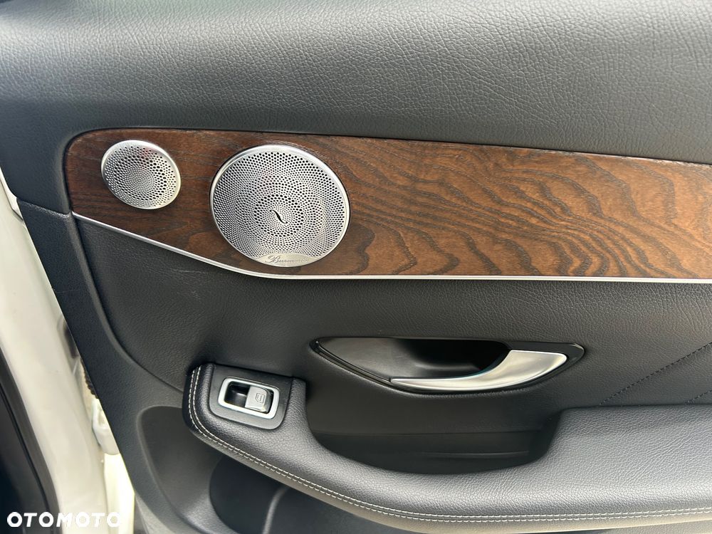 Mercedes-Benz GLC - 16