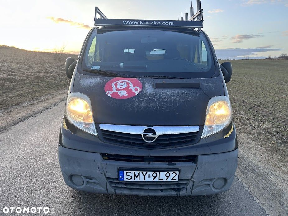 Opel Vivaro - 10