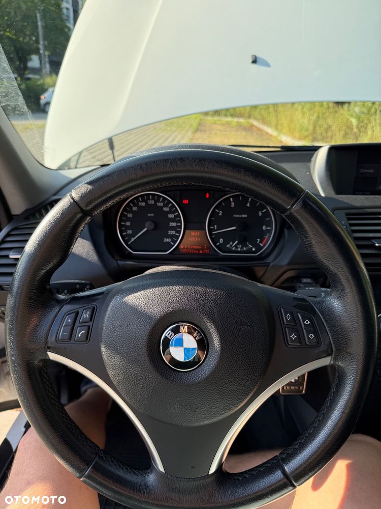 BMW Seria 1 - 17