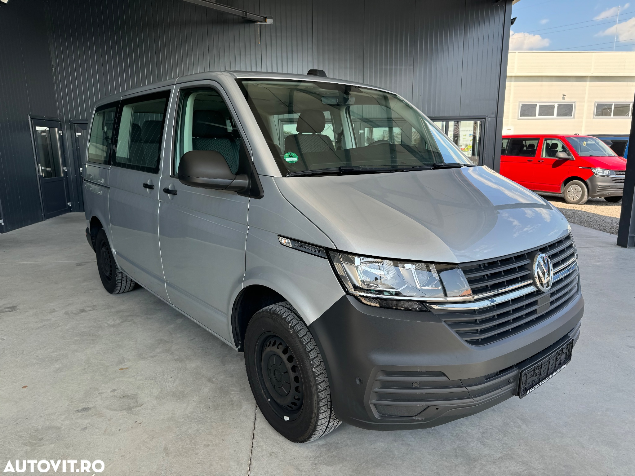 Volkswagen Caravelle T6.1 2.0 TDI 110 kW KR Highline - 2