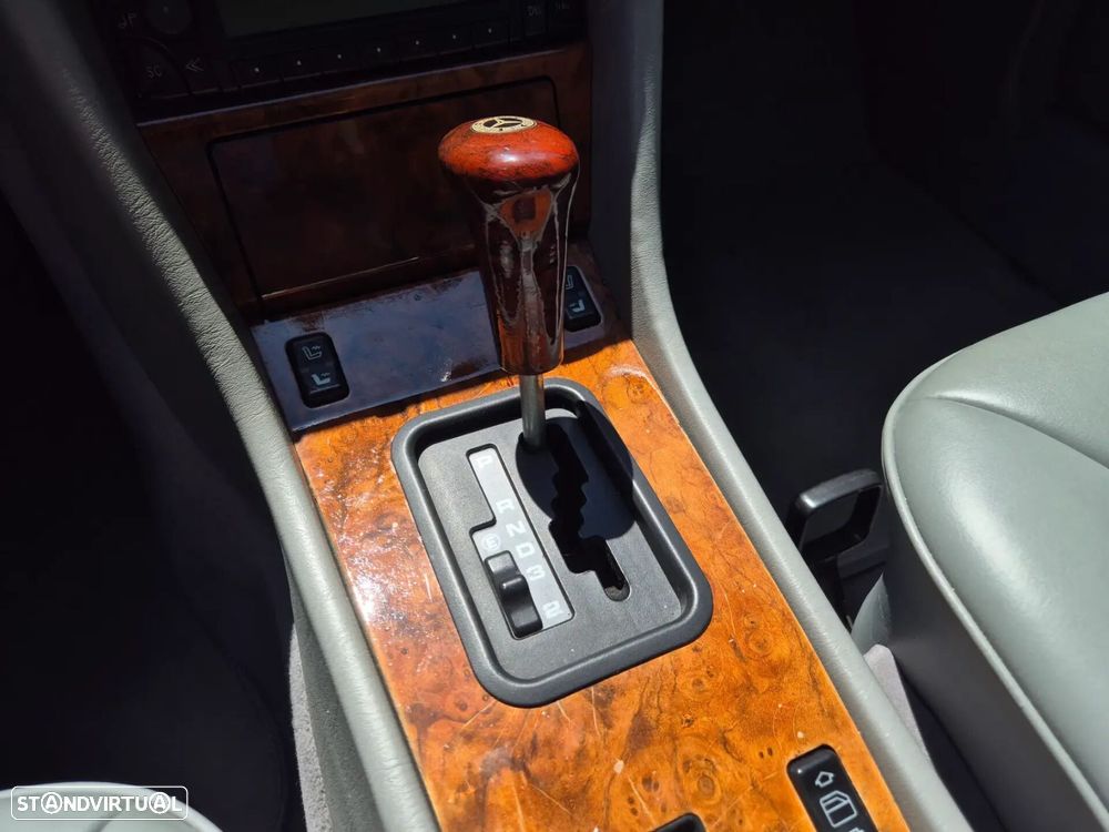 Mercedes-Benz W124 (1984-1997) - 30