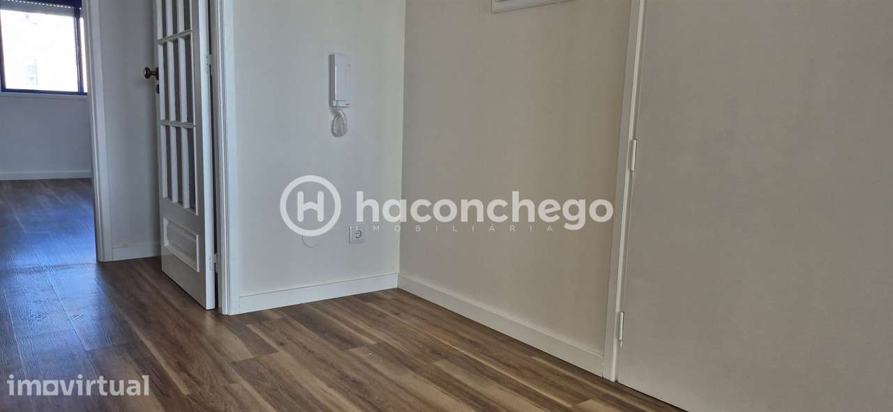 Apartamento T2 Com Garagem em Esposende - Grande imagem: 2/17