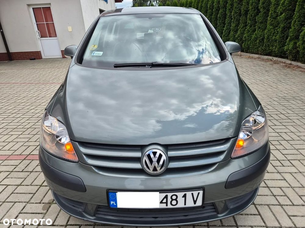 Volkswagen Golf - 5