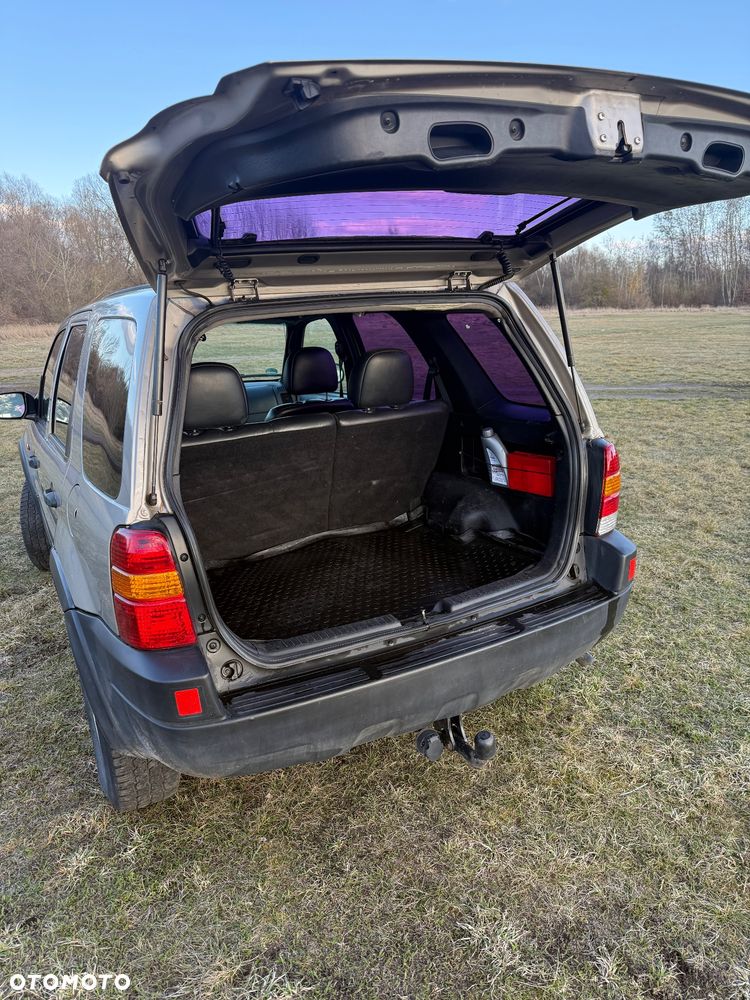 Ford Maverick - 10
