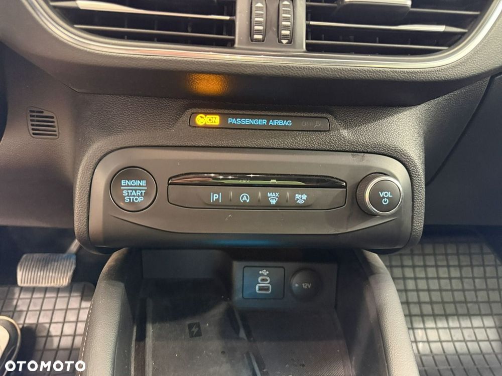 Ford Focus 1.5 EcoBlue Titanium X - 22