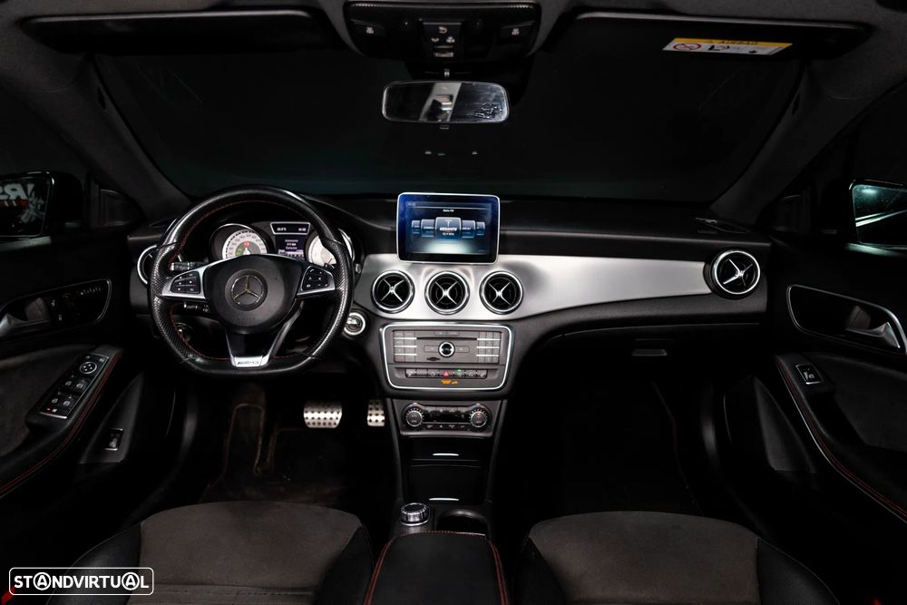 Mercedes-Benz CLA 220 - 12