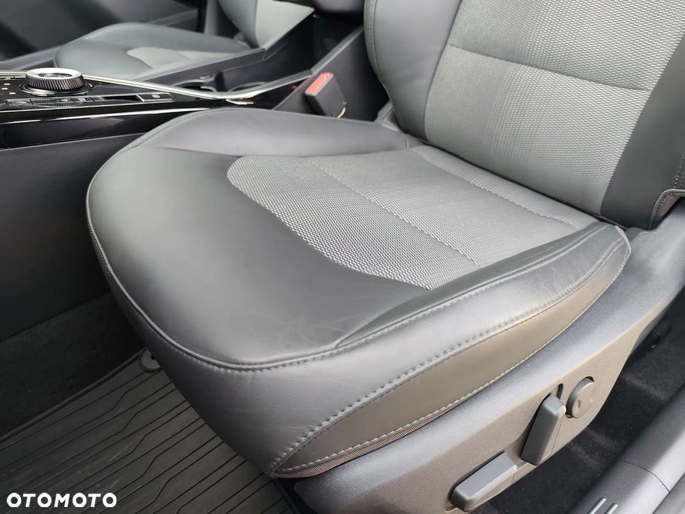 Kia Niro 1.6 GDI Hybrid Business Line - 13