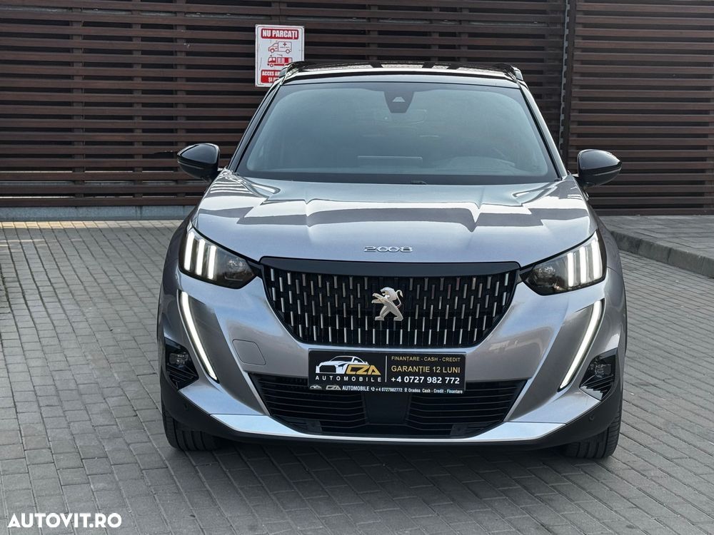 Peugeot 2008 PureTech 130 EAT8 GT - 2