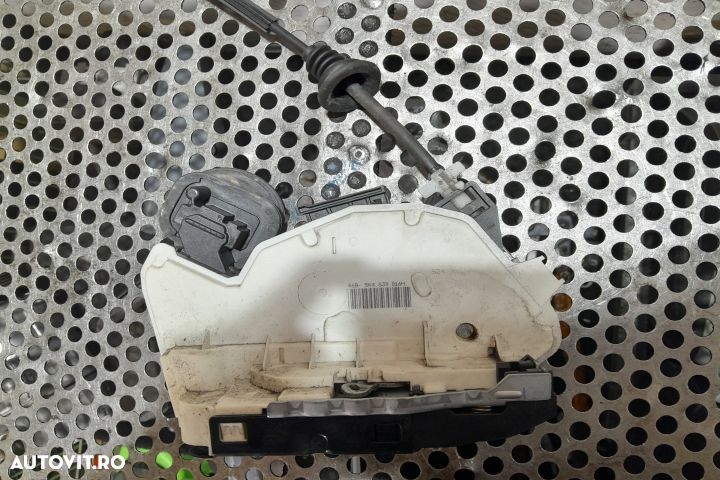 Broasca usa spate dreapta 5K4839016H 5K4839016H Volkswagen VW Golf 6 - 1