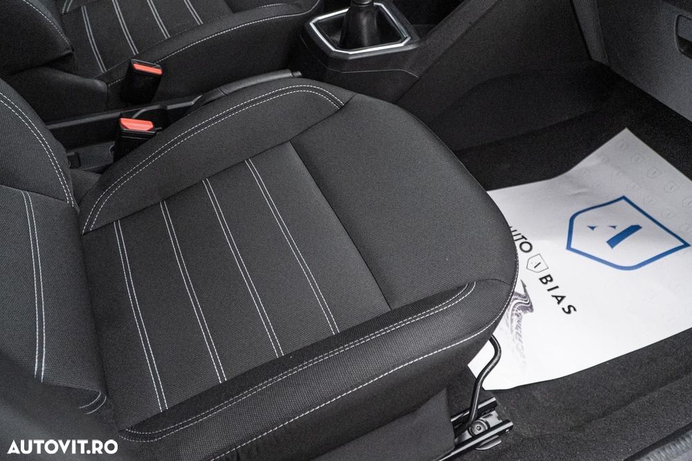 Dacia Logan TCe 90 MT6 Prestige - 31