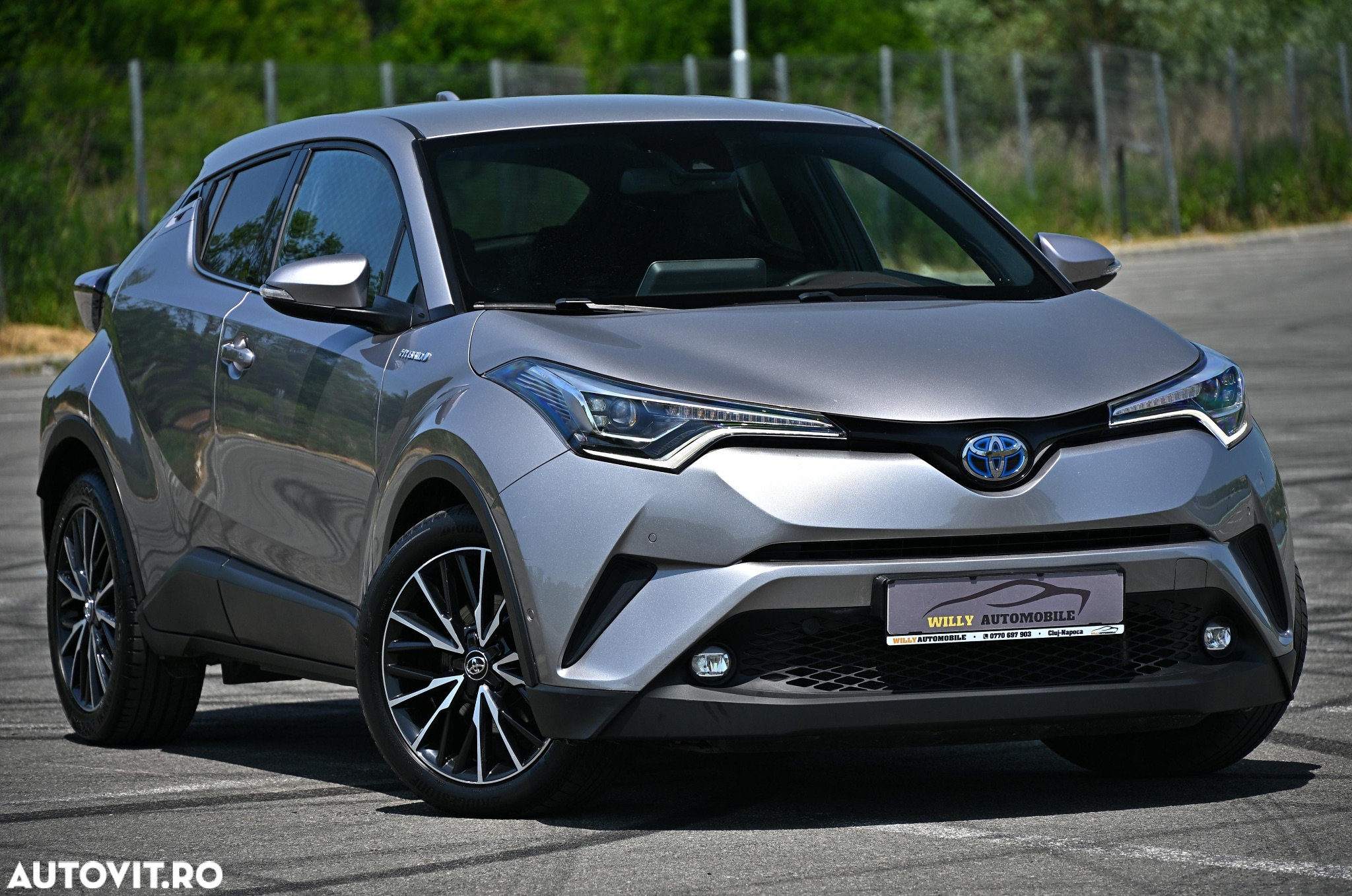 Toyota C-HR Hybrid Style Selection - 3
