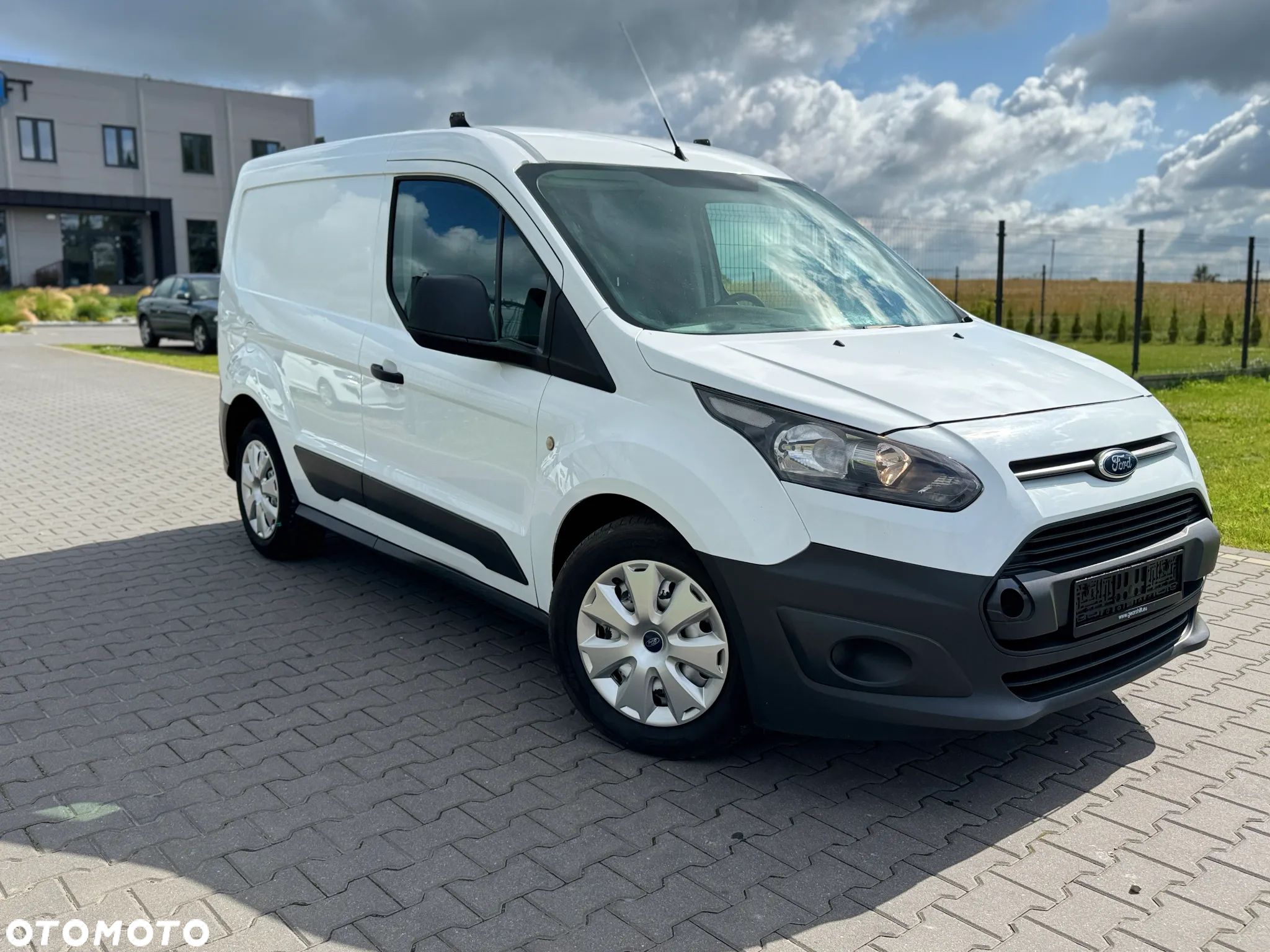 Ford TRANIST CONNECT - 1