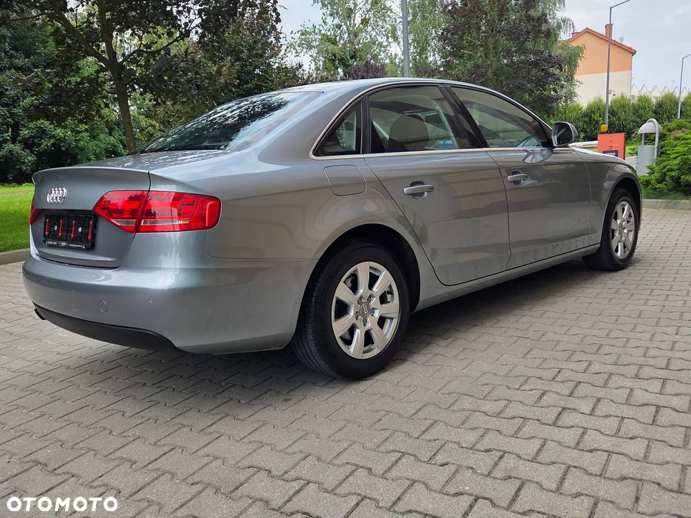 Audi A4 Limousine 1.8 TFSI Attraction - 2