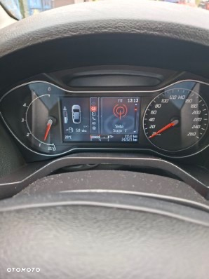 Ford Galaxy - 9